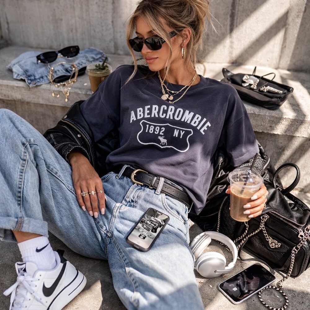 Abercrombie & Fitch Embroidered Logo Long Sleeve Tee Large | Y2K Vintage